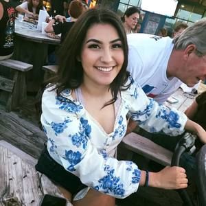 Meet your Posher, Lauren nichole